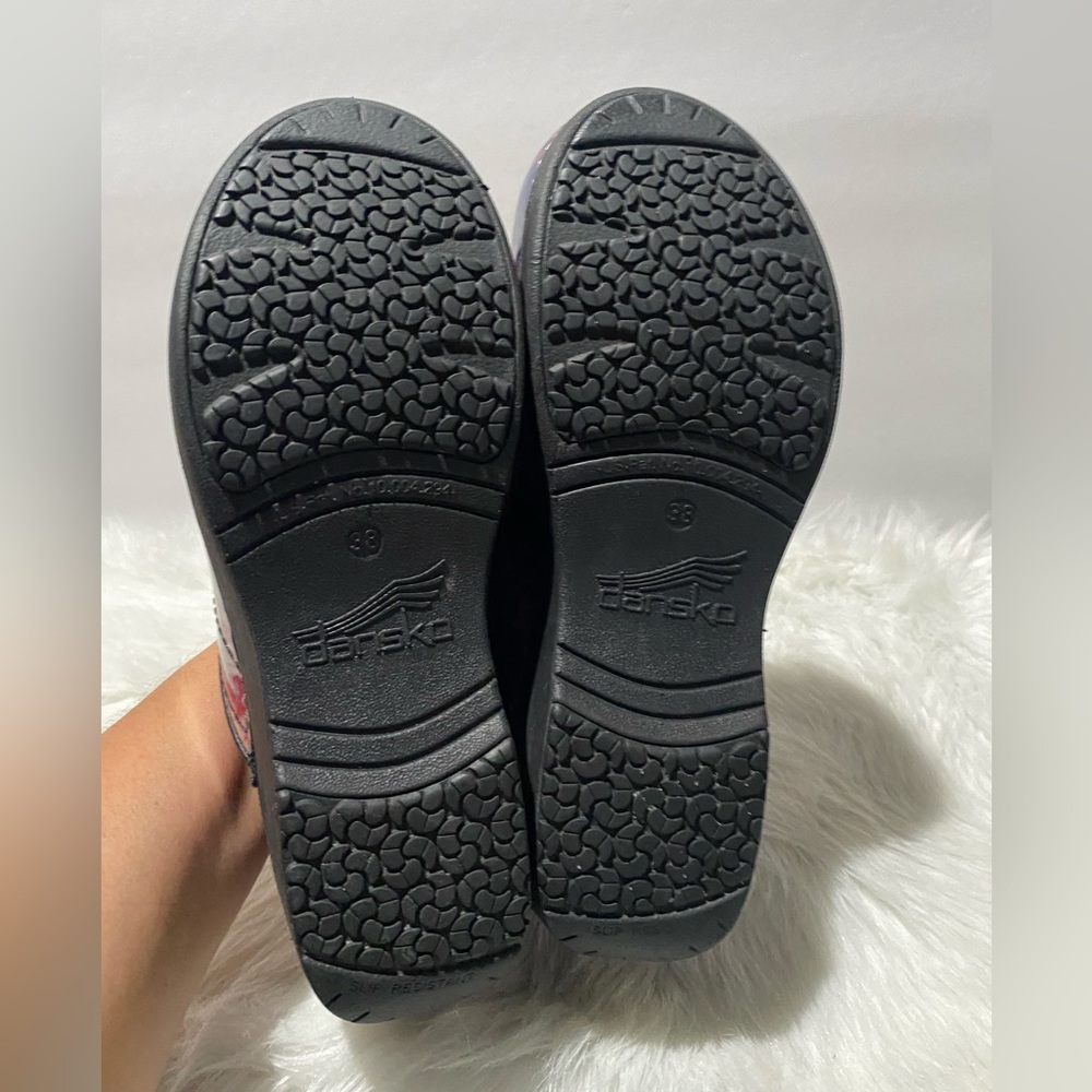 Dansko XP 2.0 Clogs - Picture 7 of 7